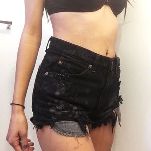 Distressed Levi’s shorts